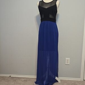 Black and Blue Maxi Gown with Sleeveless Scoop Neck for Prom